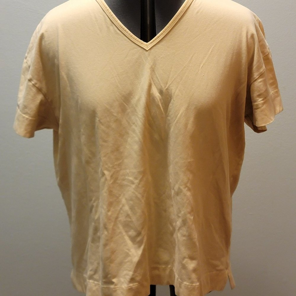 V-Neck Short-Sleeved Tee